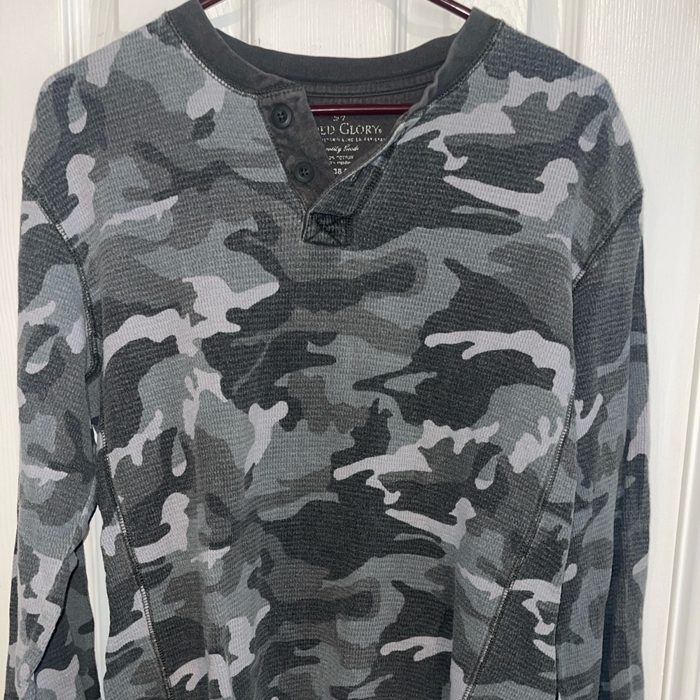 Faded Glory Men's Henley Camouflage Thermal Sz M SKU: 0616-40